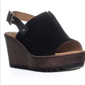 B.O.C. Born Noelle Ankle Strap Buckle Wedges